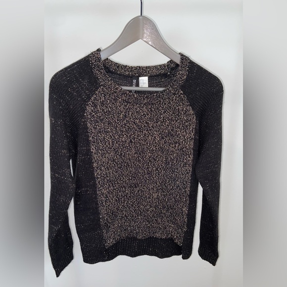 H&M Knit Raglan Black & Gold Scoop Neck Sweater - Picture 4 of 12